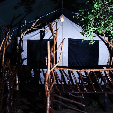 Yala Wild Corridor Camp Hotel Tissamaharama Buitenkant foto